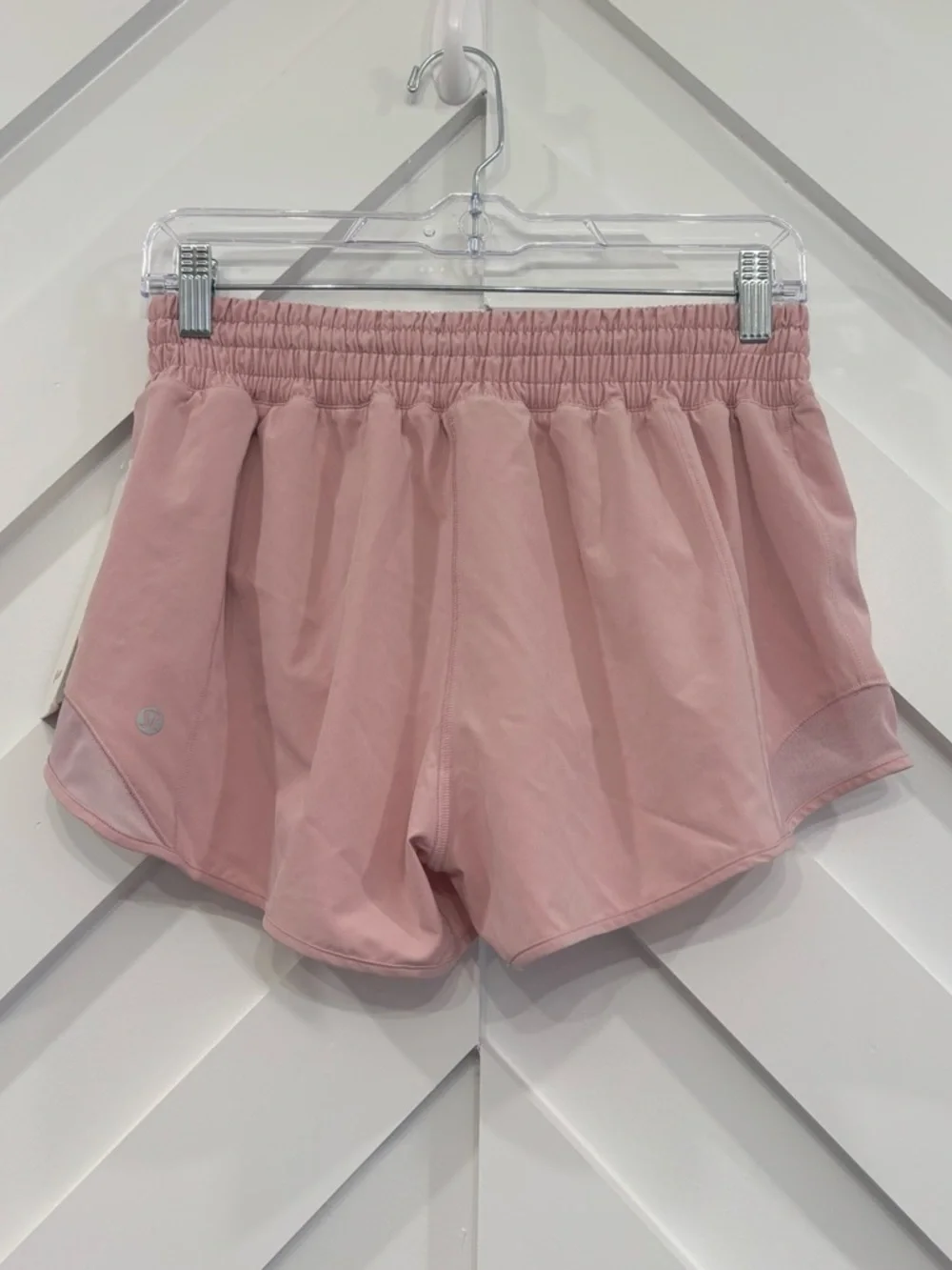 NWT Lululemon Hotty Hot High Rise Shorts 2.5
